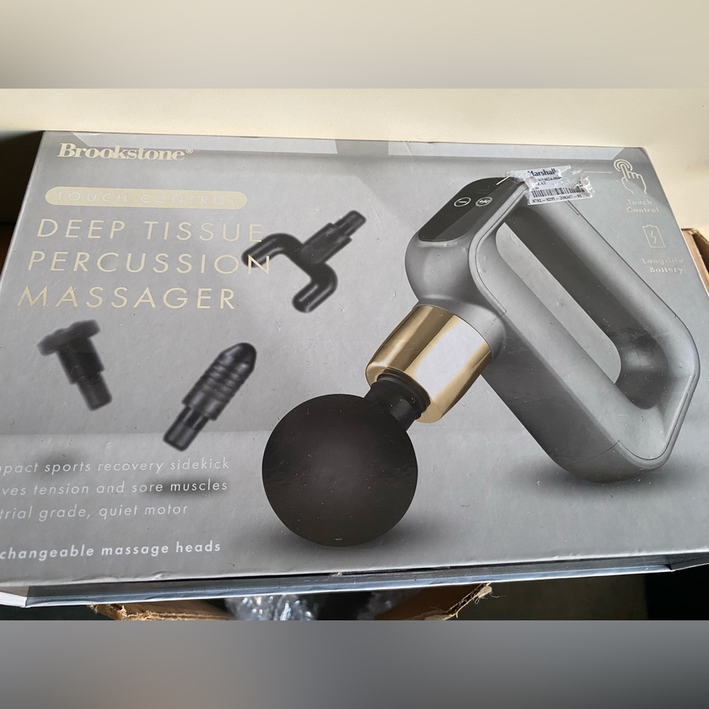 Touch control deep tissue percussion massager